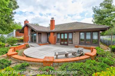 Main picture of 371 N Chandler Ranch Rd