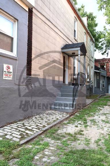 Main picture of 630 Gutman Ave