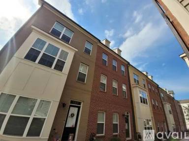 Main picture of 119 Kandinsky Loop