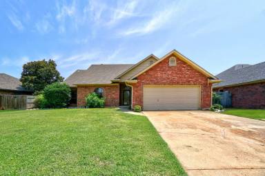Main picture of 17712 Iron Ln