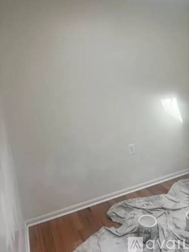 Main picture of 389 E 45th St