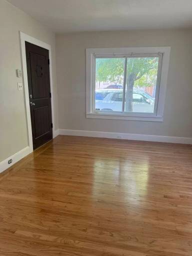 Main picture of 1464 33rd St
