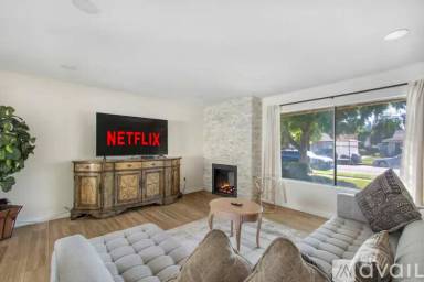Main picture of 405 Nobel Ave
