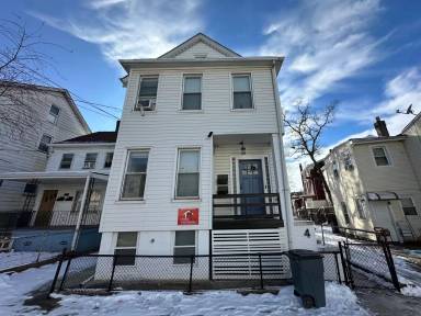 Main picture of 54 Division St