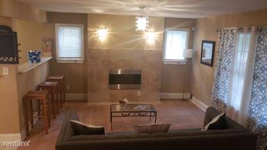 Main picture of 2750 Harris St