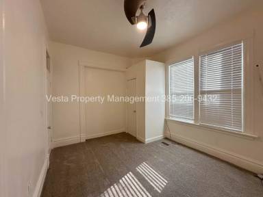 Main picture of 2521 Gramercy Ave