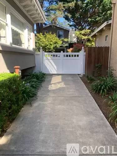 Main picture of 2953 Ashby Ave