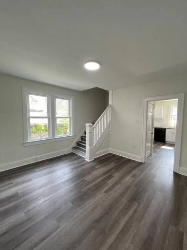 Main picture of 1094 Parsons Avenue