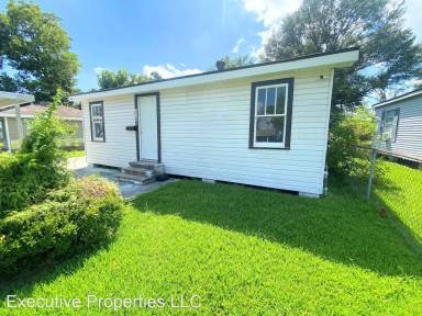 Main picture of 3108 Warren Ave