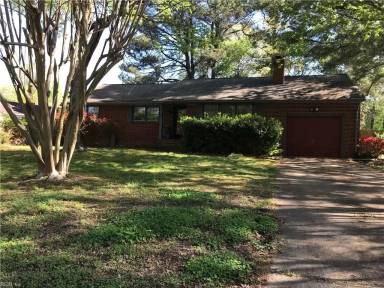 Main picture of 12 Fawn Ln