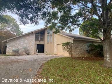 Main picture of 7519 Bresnahan St