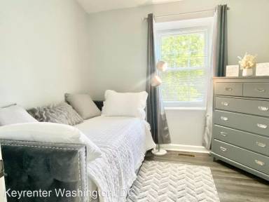 Main picture of 7254 S Ora Ct