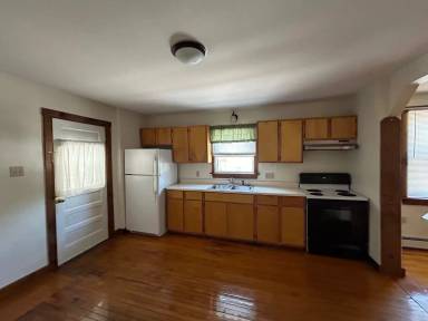 Main picture of 6 Mount Pleasant St
