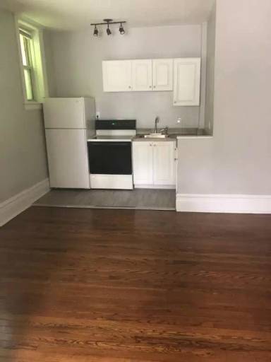 Main picture of 4622 2nd Ave