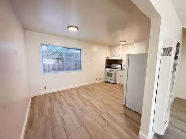 Main picture of 1528 Woolsey St