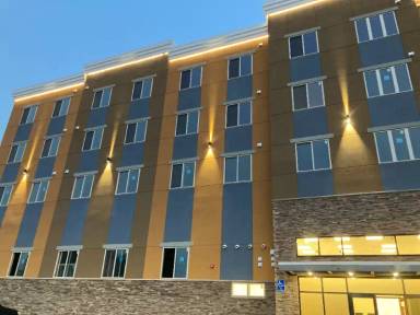 Main picture of 18 E Kansas City St