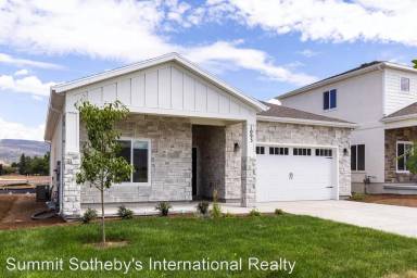 Main picture of 1093 E Becca Rd