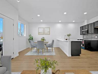 Main picture of 2786 Caspian Way