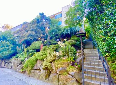 Main picture of 2611 22nd Ave W