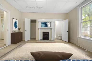 Main picture of 1394 Ross St