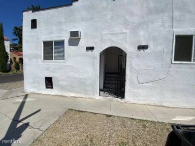 Main picture of 1072 N Stone St