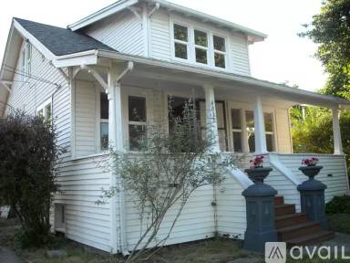 Main picture of 4035 34th Ave S