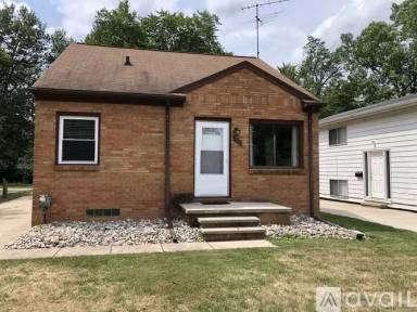 Main picture of 509 N Hagadorn Rd