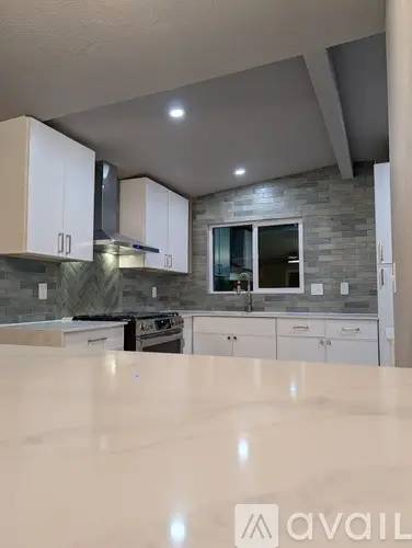 Main picture of 2260 N Monte Carlo Pl