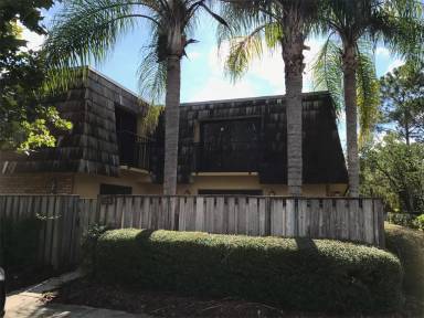 Main picture of 5376 Elm Ct