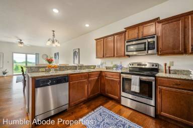 Main picture of 1225 S Ingram Mill Rd