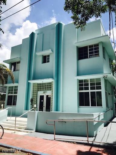 Main picture of 6891 Bay Dr