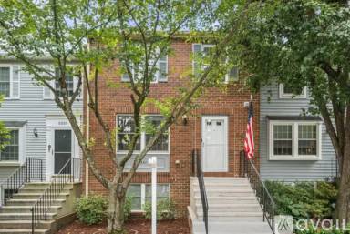 Main picture of 5241 Saint Genevieve Pl