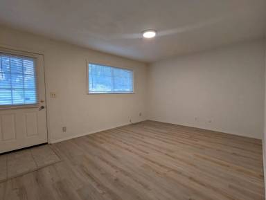 Main picture of 3878 Vitus Ln