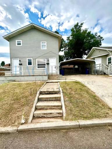 Main picture of 110 E Jenkins St