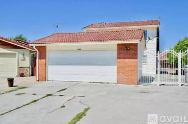 Main picture of 1566 Trieste Way