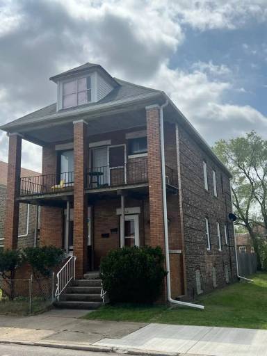 Main picture of 1115 W 150th St