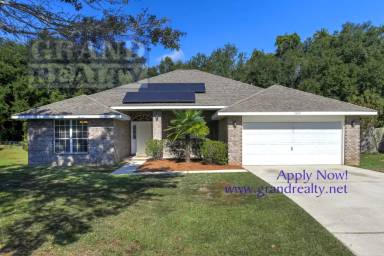 Main picture of 5497 Tucker Cir