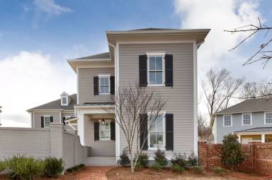 Main picture of 7 Weybosset St NW