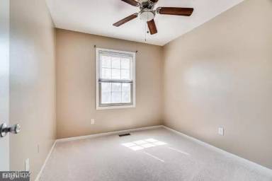 Main picture of 6627 Deer Gap Ct