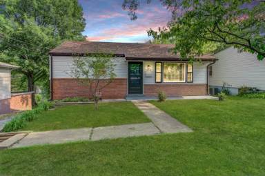 Main picture of 10561 Hobday Ave