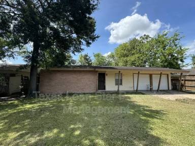 Main picture of 5219 Heatherbrook Dr