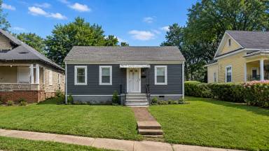 Main picture of 1490 Havana St