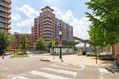 Main picture of Eclipse On Center Park Condominiums