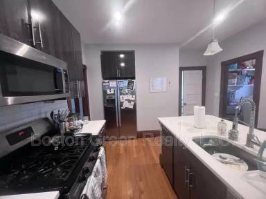 Main picture of 247 L St