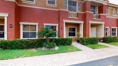 Main picture of 6120 NW 116th Pl