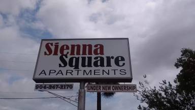 Main picture of 5101 N Main St
