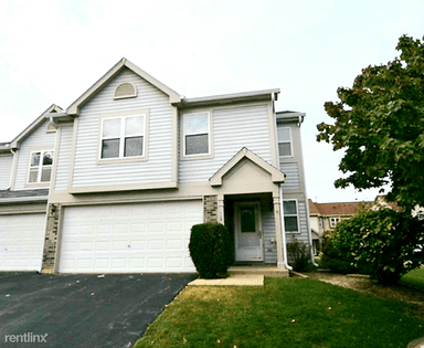 Main picture of 724 E Whispering Oaks Dr