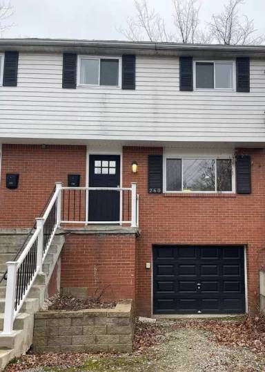 Main picture of 260 Evaline St