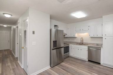 Main picture of 7224 Lago Vista Ct