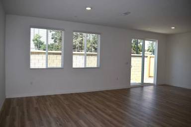 Main picture of 8389 Oksana Way